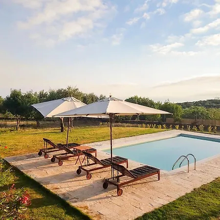 Eleni - Private Pool Bliss Near Kardamili Proástion