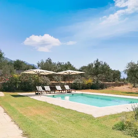 Eleni - Private Pool Bliss Near Kardamili * Proastion (Messenia)