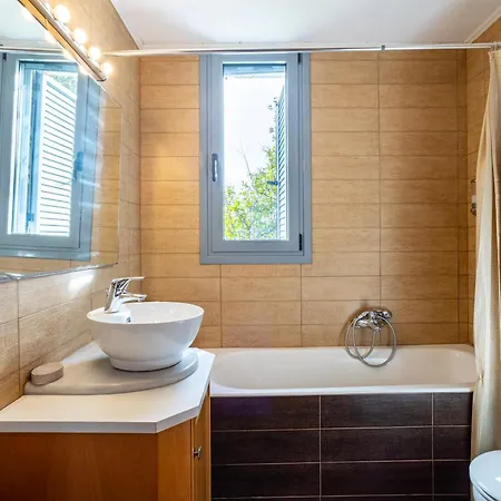 Eleni - Private Pool Bliss Near Kardamili *