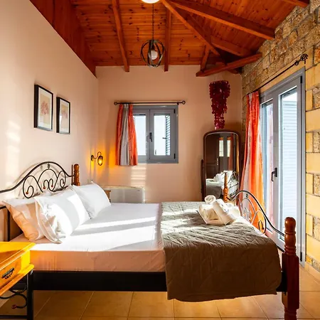 Villa Eleni - Private Pool Bliss Near Kardamili