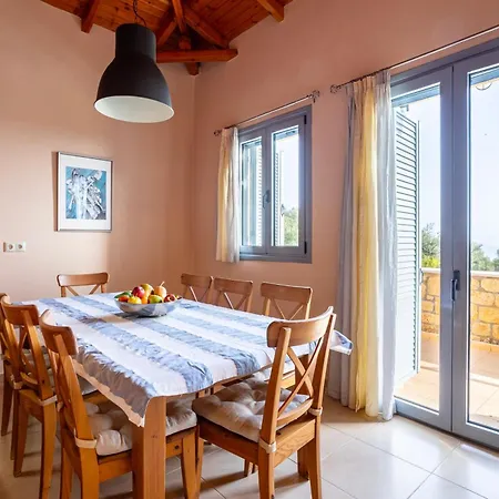 Villa Eleni - Private Pool Bliss Near Kardamili Ferienhaus