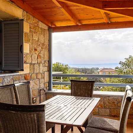 Сasa de vacaciones Eleni - Private Pool Bliss Near Kardamili