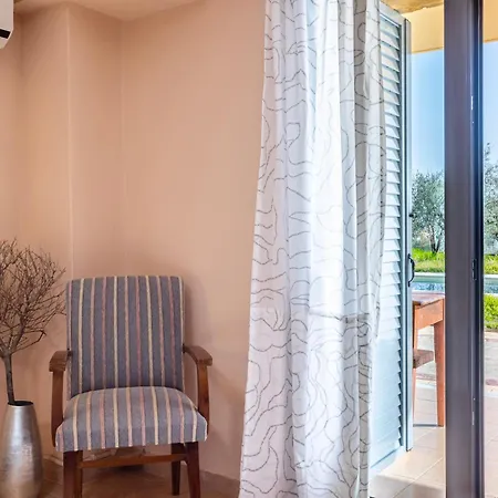 Eleni - Private Pool Bliss Near Kardamili