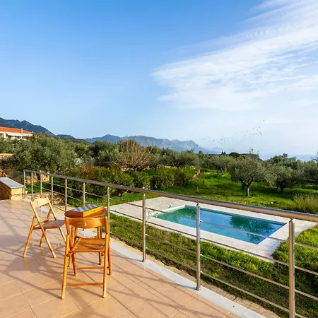 Eleni - Private Pool Bliss Near Kardamili Сasa de vacaciones