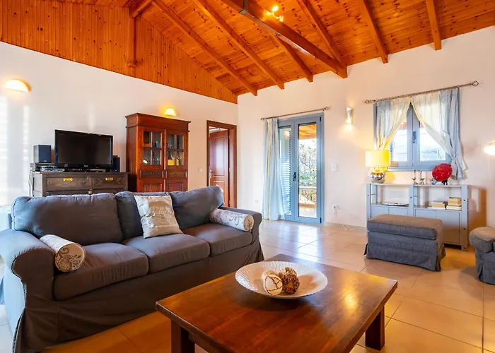 Casa de Férias Eleni - Private Pool Bliss Near Kardamili *